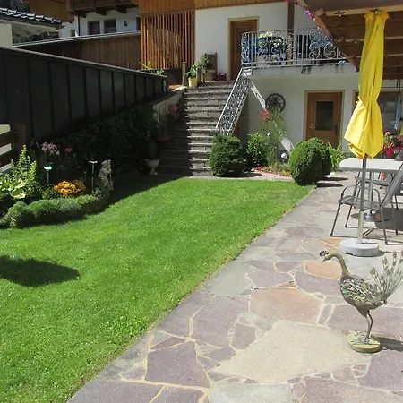 Апартаменты Haus Troger *