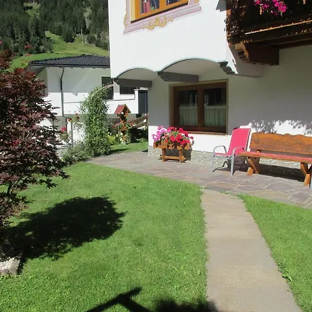 Апартаменты Haus Troger *