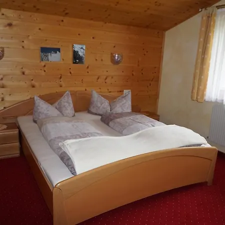 Haus Troger *
